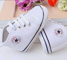 ALL STAR CONVERSE BABY PRE WALKERS. WHITE 12-18MONTHS *FOR BABIES WITH STYLE*