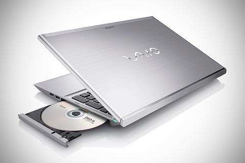 SONY VAIO I7/8GB/1000GB/WIN8/TOUCH SCREEN << CRAZY START WITH R1>>