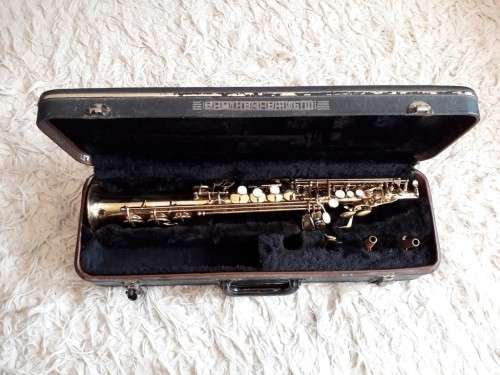 Lovely Soprano Saxophone (hardly used)