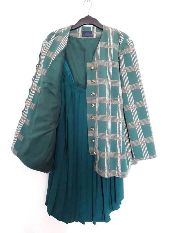 Dress Suit - Lady Ruth Reed - 26 - Emerald Green