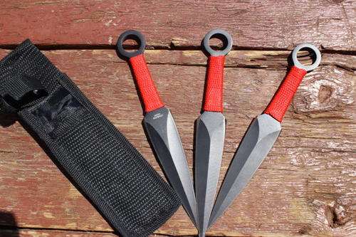 STAINLESS NINJA 3 KNIVES - RED WITH POUCH *** *COMBINE ITEMS AND SAVE ON SHIPPING COSTS***