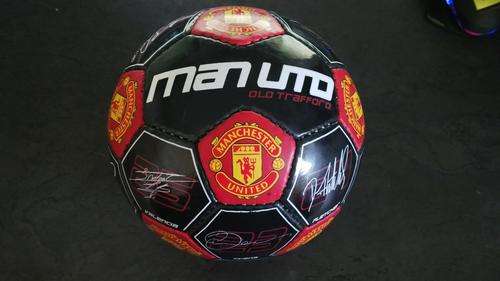 Collectors - Manchester United - 18 Players Signature Ball - Size 1