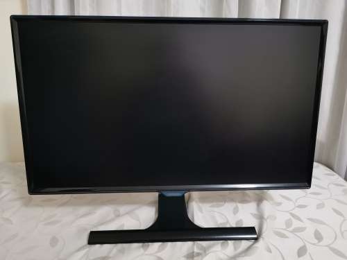27` Samsung LED Monitor