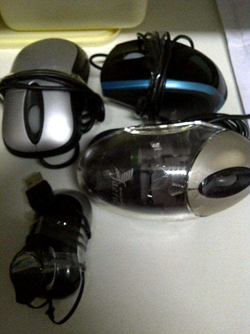 Entire Lot - 4 Mouses - Voetstoots - No Returns