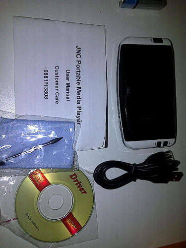 JNC portable media player - MP3, MP4, GAMES
