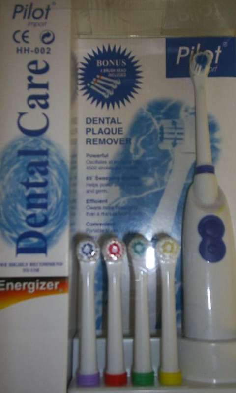 BATTERY OPERATED TOOTHBRUSH   !!!!NEW!!!!