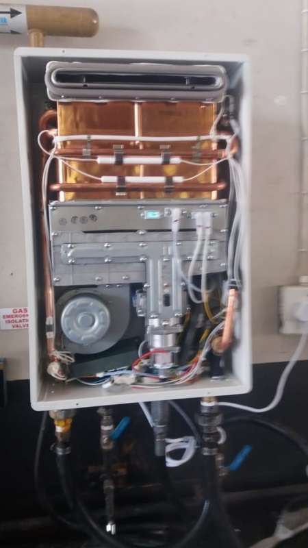Vec Power Infinity Forced Fan Gas Geysers 30lt