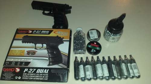 Gamo P27 dual gas pistol & accessories