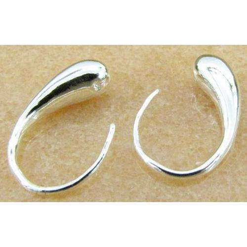 Silver Lovely Shape Earring Bold and Beautiful! A must have!!! (In Stock & Ready to Ship)
