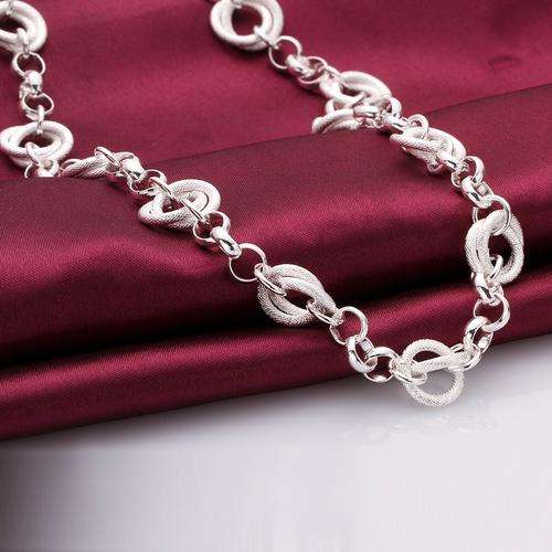 STUNNING SILVER NECKLACE  LOCAL DELIVERY