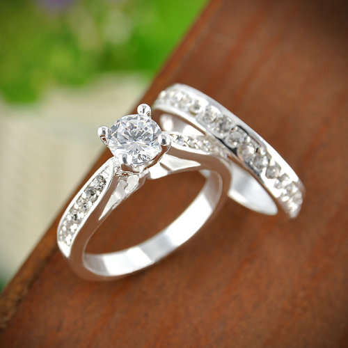 Fantastic price!! Sterling Silver - filled Engagement Wedding Ring Set with simulated diamonds #6-9