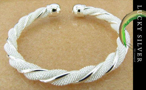 SALE!!! 925 Sterling Silver Bracelet Bangle - R99.50