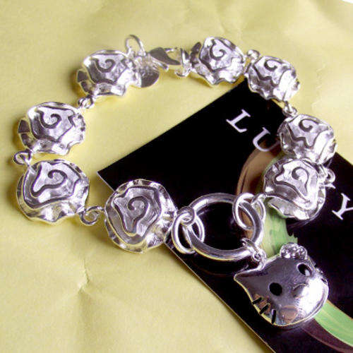 Hello Kitty Charm Bracelet