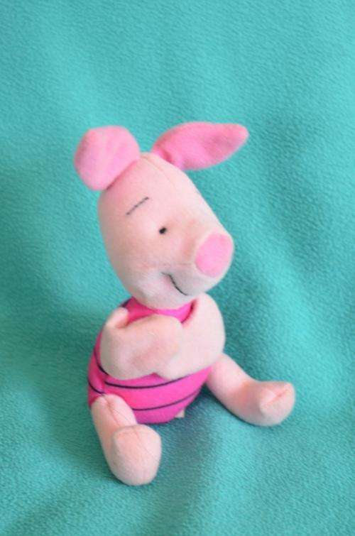 McDonalds Piglet from Walt Disney's Winnie the Pooh (velcro hands)