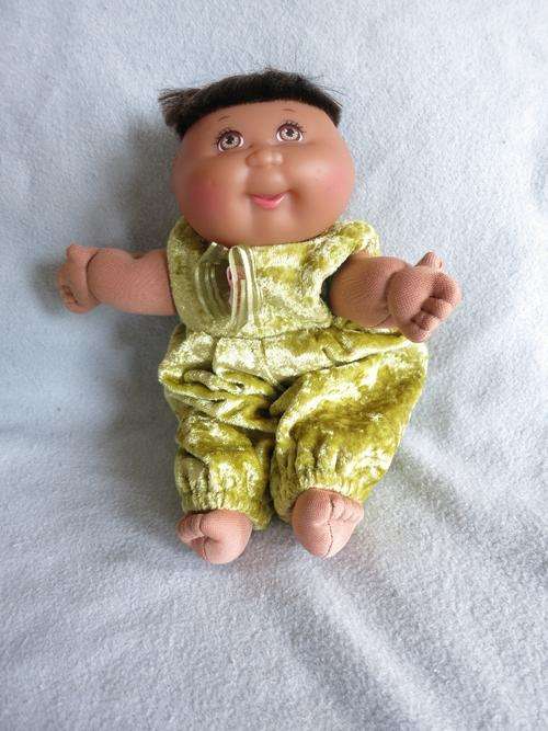 Small Cabbage Patch Kid (about 20cm)
