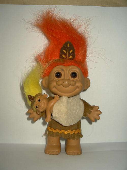 Russ Native American/Indian Troll (12.5cm excl hair) with baby