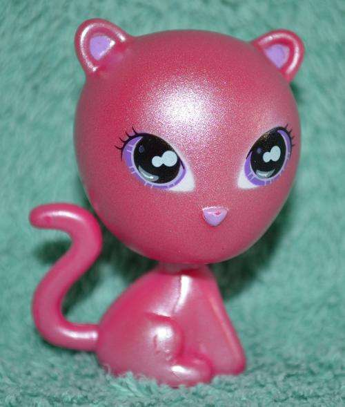 MGAE Cat: Bratz pet