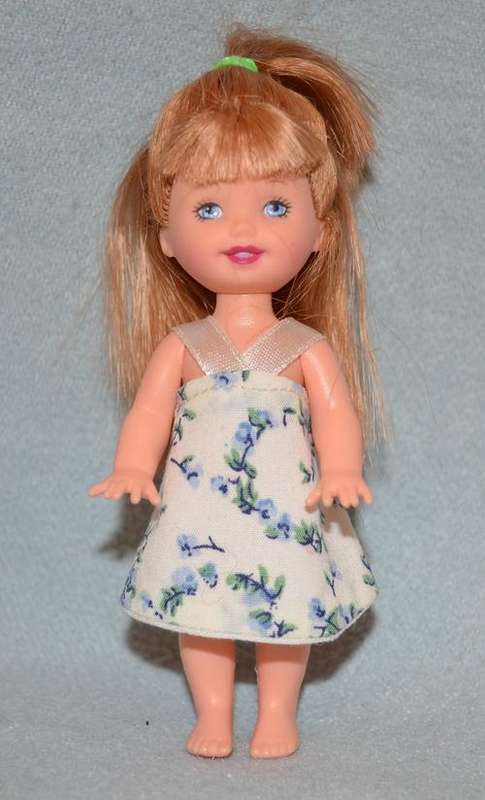 1999 Golfer Liana, friend of Kelly/Shelly Doll (Barbie's sister) Made by Mattel