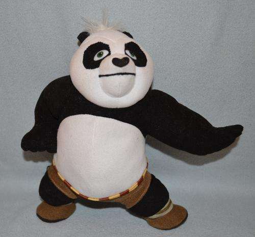 Po from Dreamworks Kung Fu Panda (about 22cm)