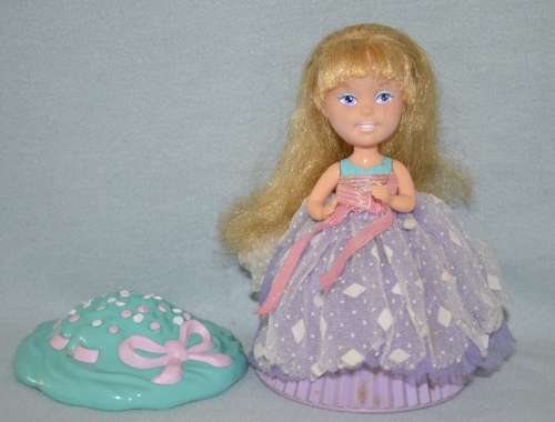 Vintage Cupcakes Candy Sprinkle Doll - Bon Bon