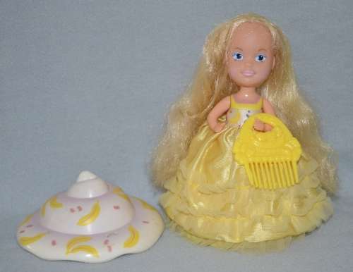 Vintage Cupcakes Cutie Fruit Doll - Suzana'nana