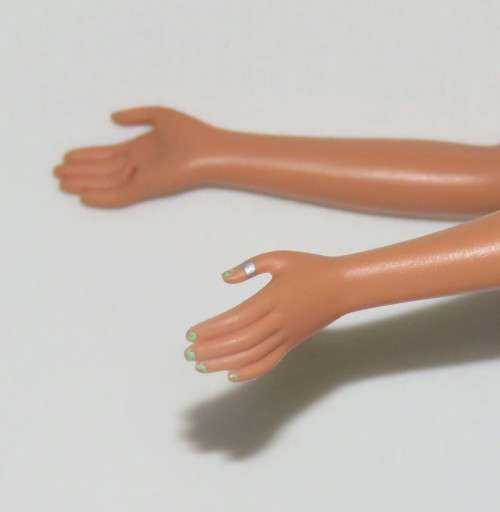 Mattel Barbie Extreme Green Skipper doll