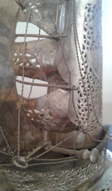 Silver Ornamental Boat (lamp)