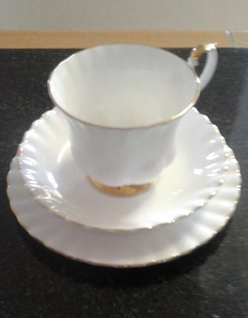 Royal Albert TRIO