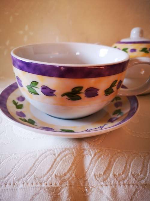 Tea for One (Annique) Teapot, Cup and Saucer (1971-2001 Anniversary Edition)