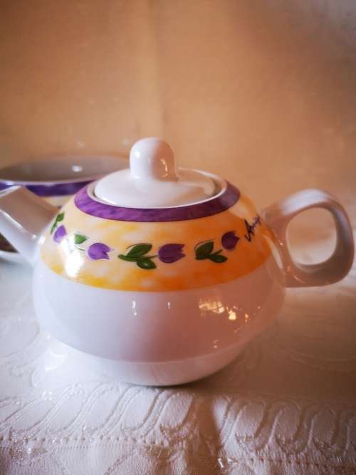 Tea for One (Annique) Teapot, Cup and Saucer (1971-2001 Anniversary Edition)