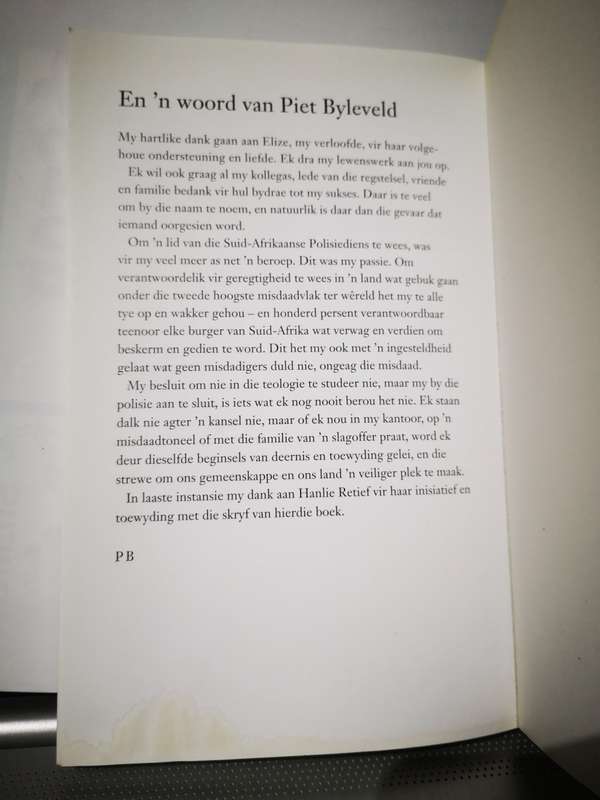 Hanlie Retief - Byleveld (Dossier van `n baasspeurder) (Book)