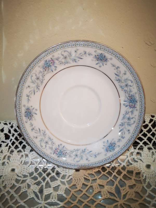 Noritake - Blue Hill Trio