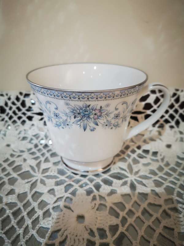 Noritake - Blue Hill Trio
