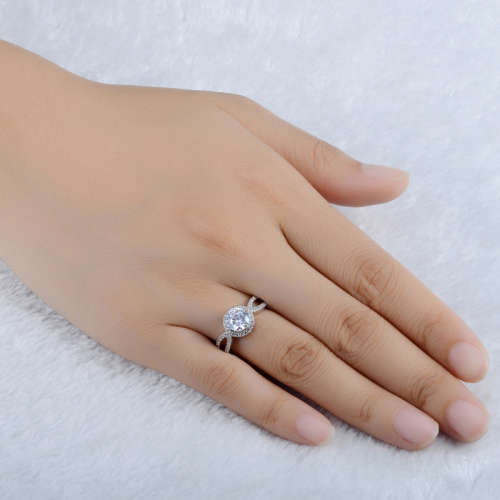 Romantic 1.25 Carat Simulated Diamond Ring with Accents