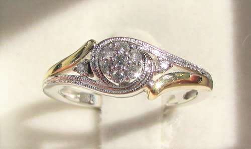 FREE CERTIFICATE********SUPERB TWO TONE [R27639]** SWIRL DESIGN [0.300ct] DIAMOND RING [WHITE / YELL