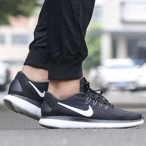Nike Flex 2017 Rn - 898457 001 - Size 9.5 Only!! (Uk Size = Sa Size)