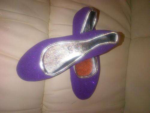 GUESS PURPLE GLITTER SPARKLING LADIES PUMP - size 3