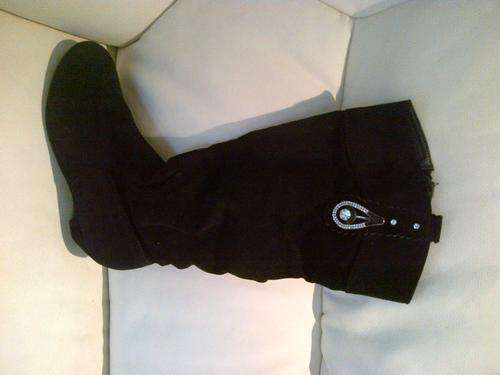V V COMFY LADIES BLACK WEDGE BOOTS - size 5