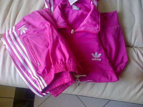 BRAND NEW! PINK tracksuit- SIZE XL - SMALL CUT