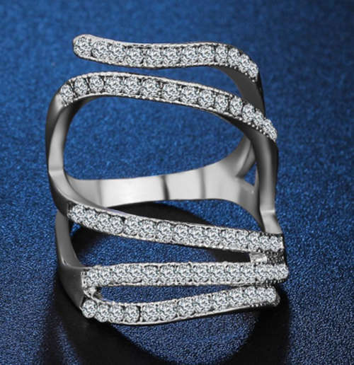 PHENOMENAL!!  SILVER PLATED WITH SIMULATED DIAMOND RING SIZE 7/17.3MM/O