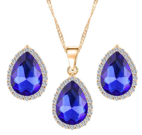 EXQUISITE!! YELLOW GOLD PLATED WITH SIMULATED DIAMOND NECKLACE AND EARRING SET