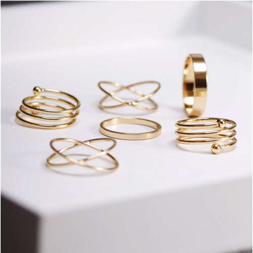 UNIQUE!! GOLD PLATED PUNK STYLE RING SET SIZE 7/17.3 MM/O ERV R999