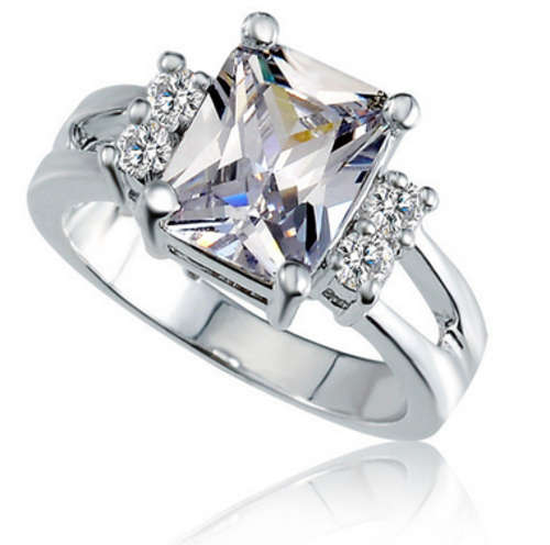 HEADTURNER!! WHITE GOLD PLATED SIMULATED DIAMOND RING SIZE 8/18.1 MM/P 1/2  ERV R999