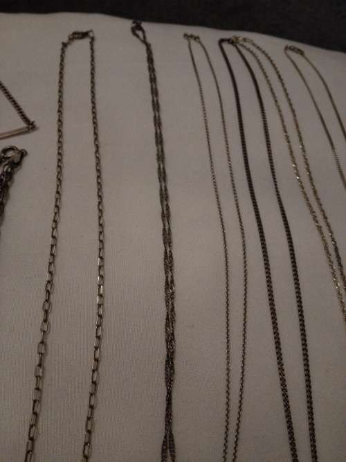 silver chains lot. 14 chains