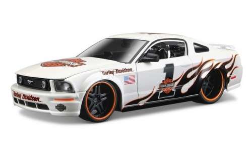 Maisto 1/24 Harley-Davidson Custom (Assorted)