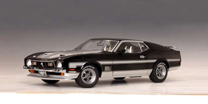 AutoArt FORD MUSTANG MACH I 1971 (BLACK) 1/18 model car