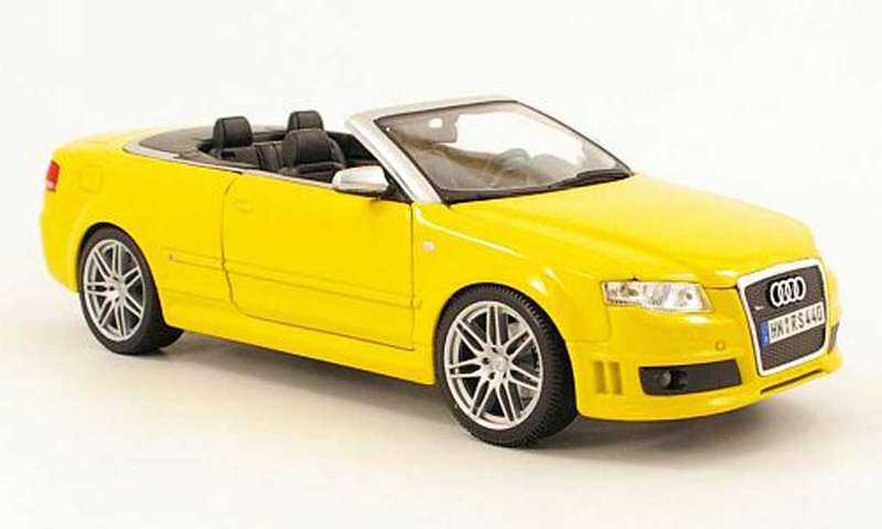 Maisto 1/18 Audi RS4 Cabrio Yellow