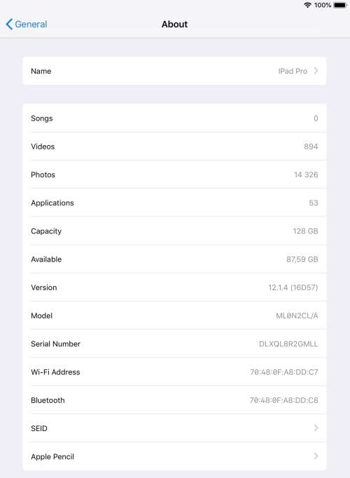 iPad Pro 12.9 128GB WiFi with Smart Keyboard Folio and Apple Pencil