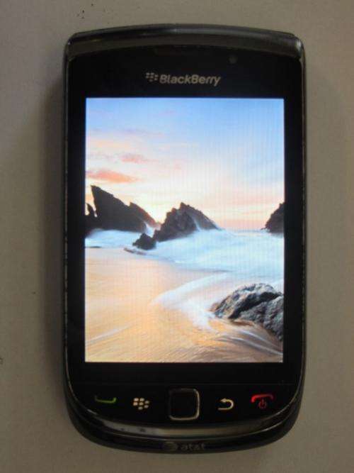 GENUINE BLACKBERRY TORCH 9800, AS NEW!! Guaranteed to work on all SA Networks! Local stock
