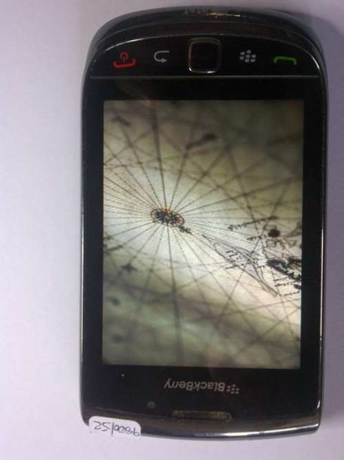 GENUINE BLACKBERRY TORCH 9800, Guaranteed to work on all SA Networks! Local stock